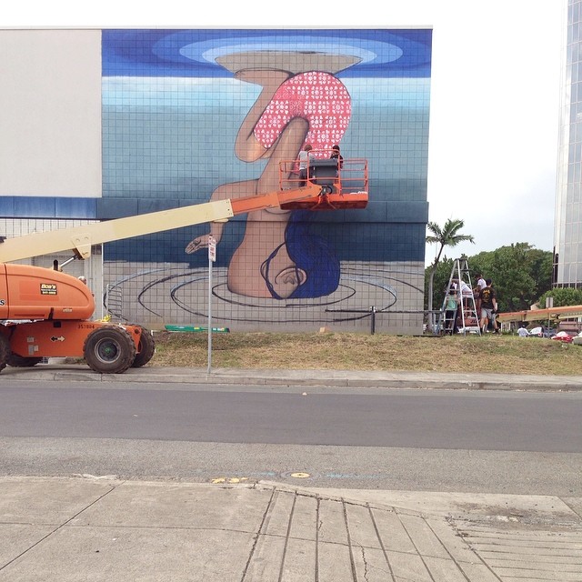 Day 4: New mural in progress by @seth_globepainter for #powwowhawaii. @rvca @montanacans @flexfit @hawaiianairlines