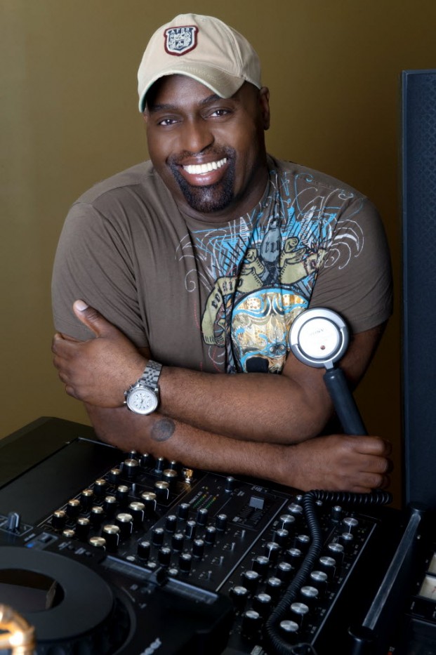 RIP Frankie Knuckles, Godfather of House Music – The Microscopic Giant